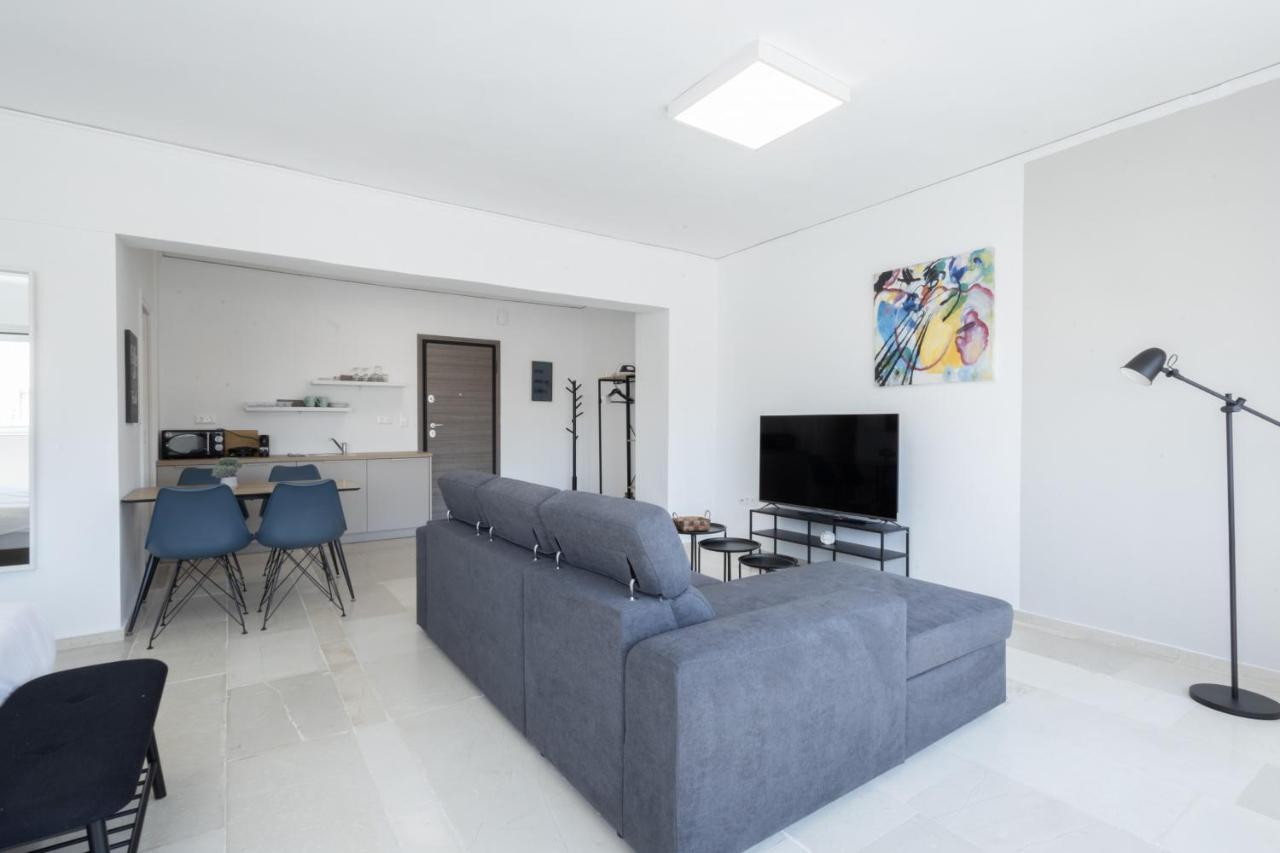 Hip And Fun Apt B Atina Dış mekan fotoğraf