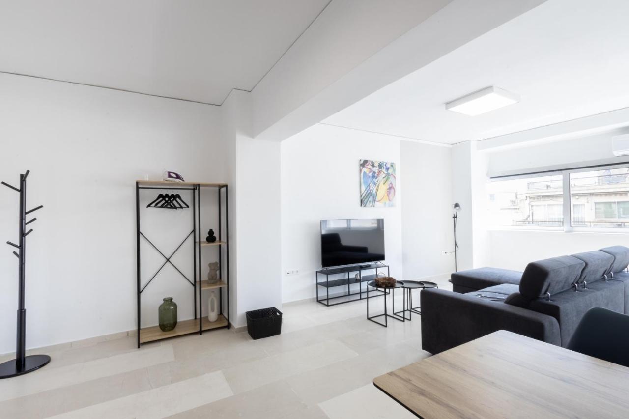 Hip And Fun Apt B Atina Dış mekan fotoğraf